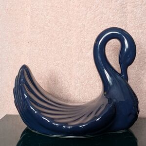 Andre Richard Swan Towel Holder